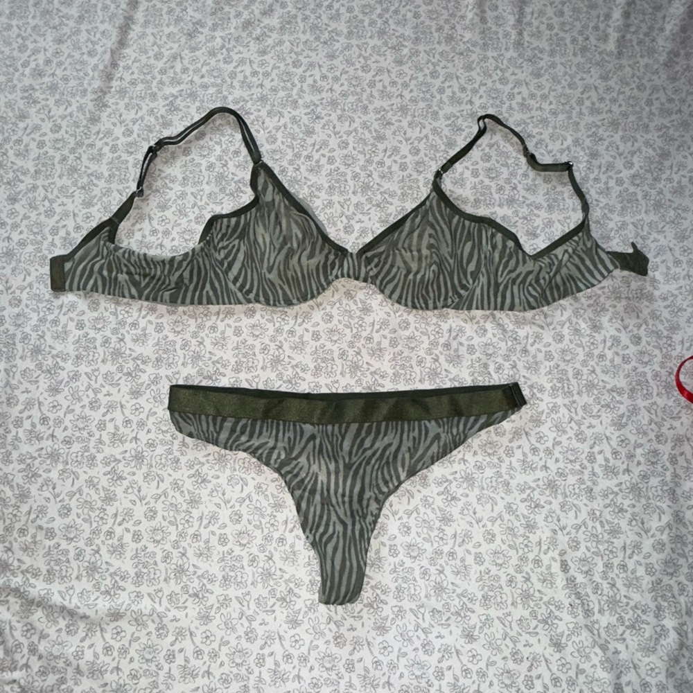 Target Zebra Print Bra Set - Green and Black